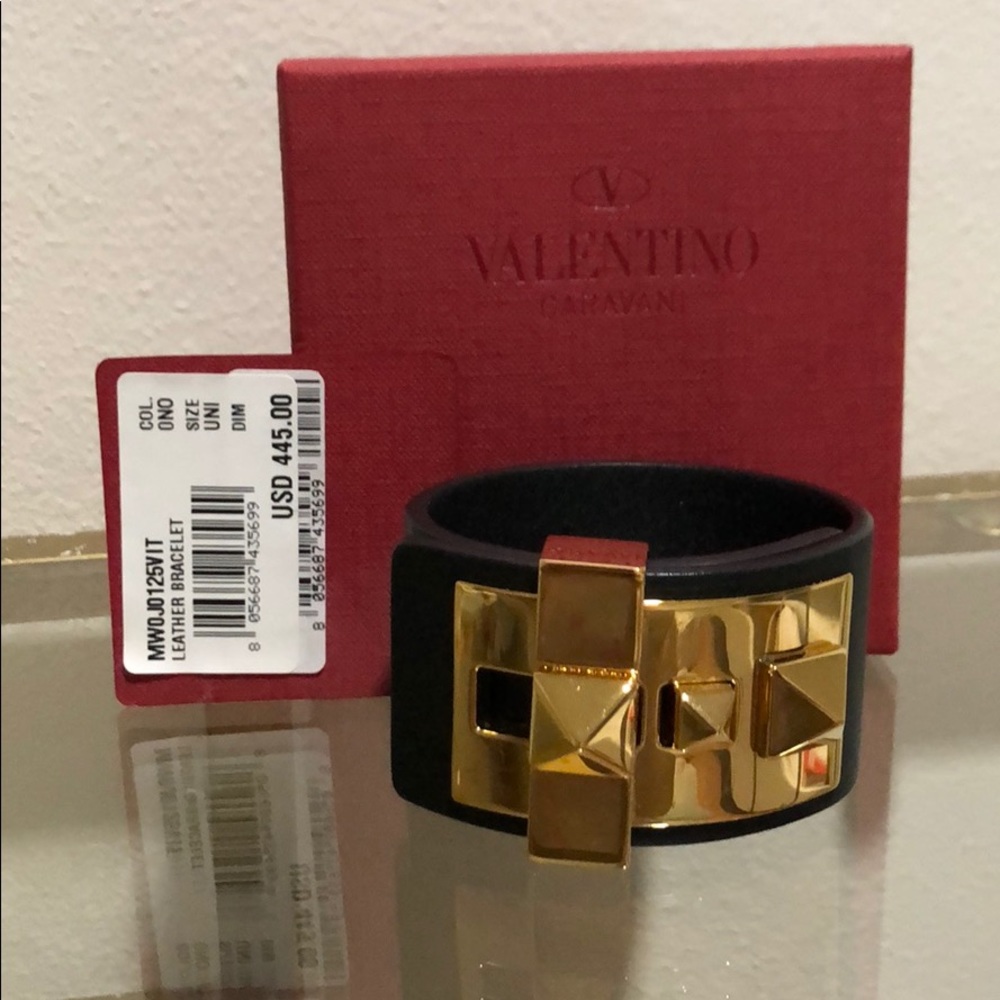Valentino leather bracelet. Pre-loved